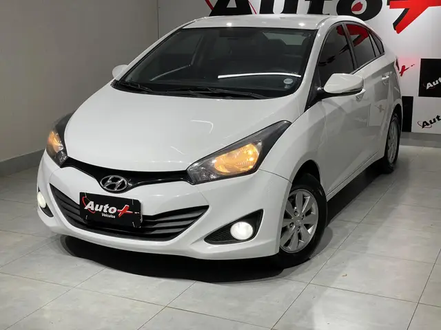 Carro Hyundai HB20S 2015 1.6 Comfort Plus (Flex)