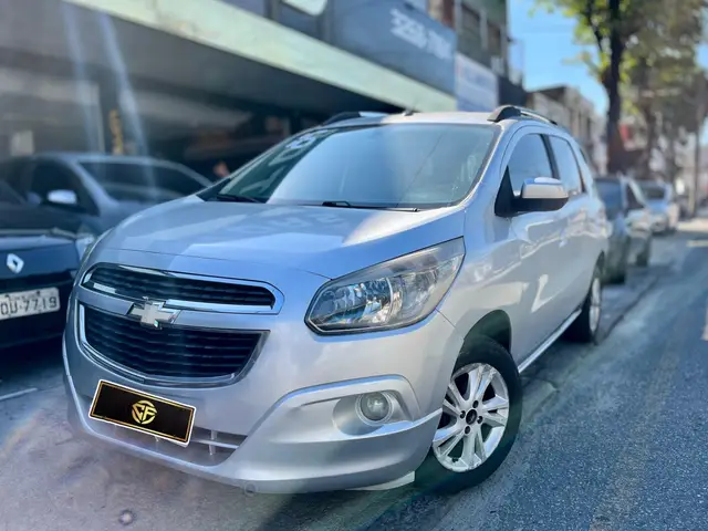 Carro Chevrolet Spin 2016 LTZ 7S 1.8 (Flex) (Aut)
