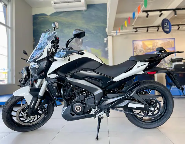 Carro Bajaj Dominar 400 2025 DOMINAR 400