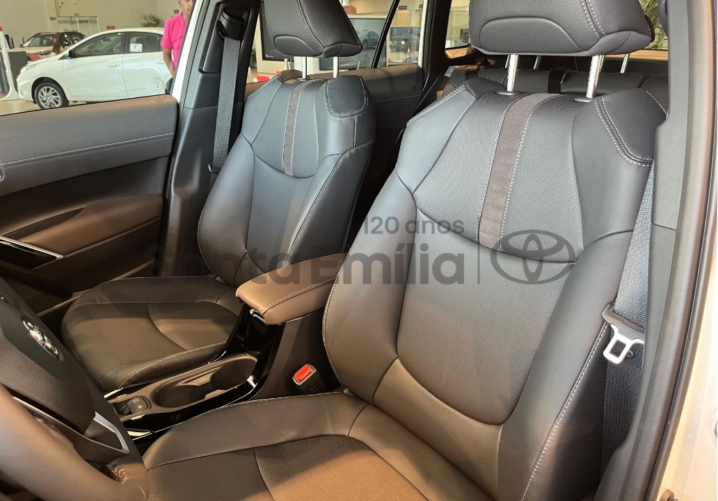 Corolla Cross XRE 2.0