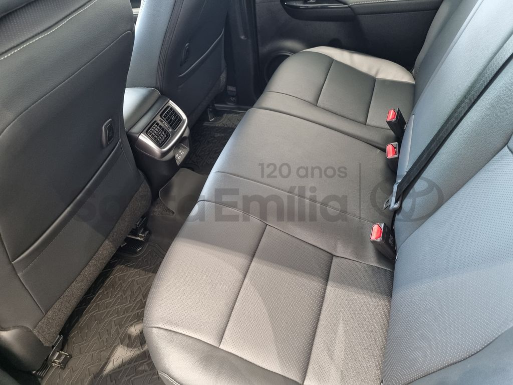 Hilux Cabine Dupla SRX 4x4 2.8 Diesel