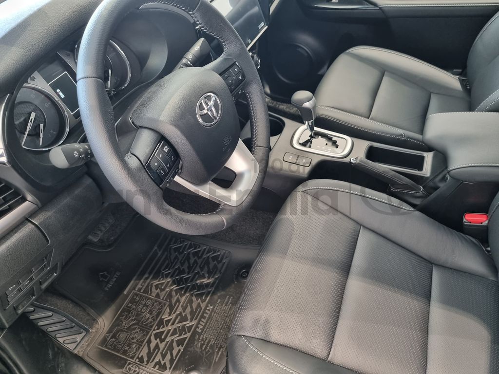 Hilux Cabine Dupla SRX 4x4 2.8 Diesel