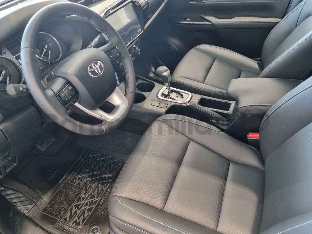 Hilux Cabine Dupla SRX 4x4 2.8 Diesel