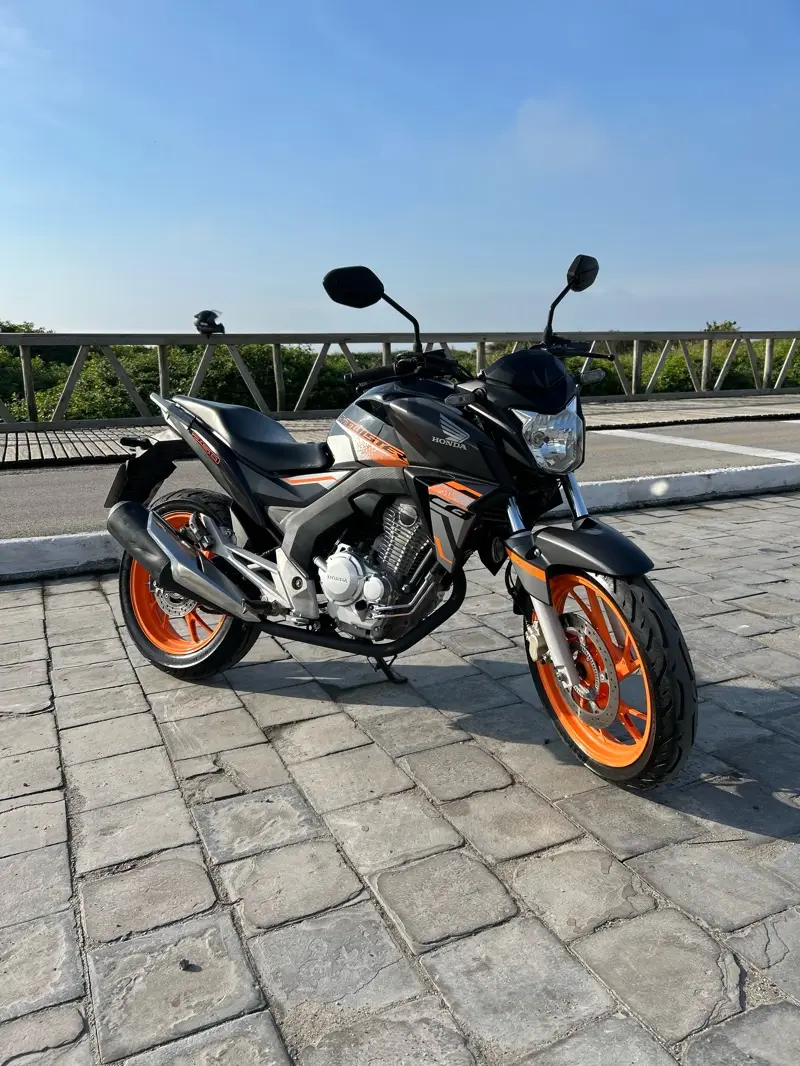 Honda CB 250F Twister (CBS)