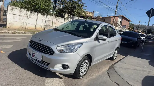 Carro Ford Ka Sedan 2017 SE 1.5 16v (Flex)