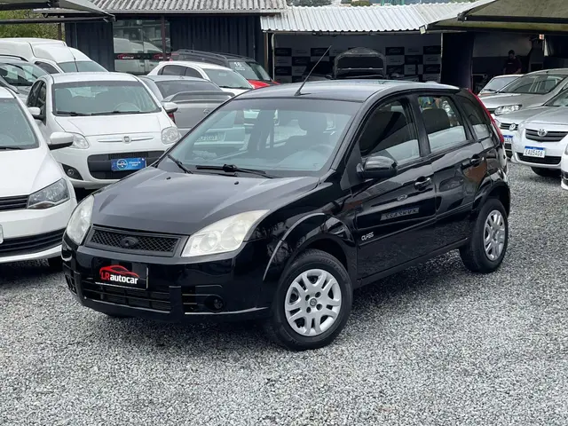 Carro Ford Fiesta Hatch 2010 1.0 (Flex)