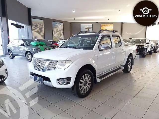 Carro Nissan Frontier 2014 2.5 TD CD 4x4 SL (Aut)