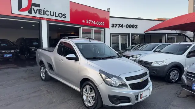 Carro Chevrolet Montana 2019 Sport 1.4 (Flex)