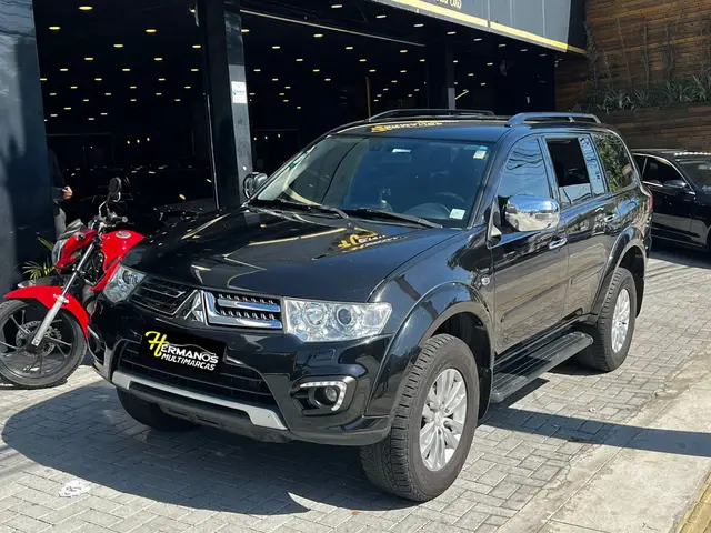 Carro Mitsubishi Pajero 2016 HPE 3.5 4x4 Flex 5p Aut.