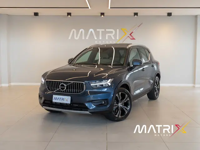 Carro Volvo XC40 2022 R-Design T5 1.5