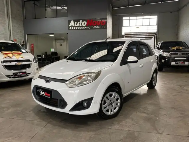 Carro Ford Fiesta Hatch 2014 1.6 (Flex)