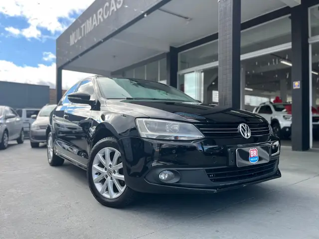 Carro Volkswagen Jetta 2013 2.0 Comfortline (Flex)