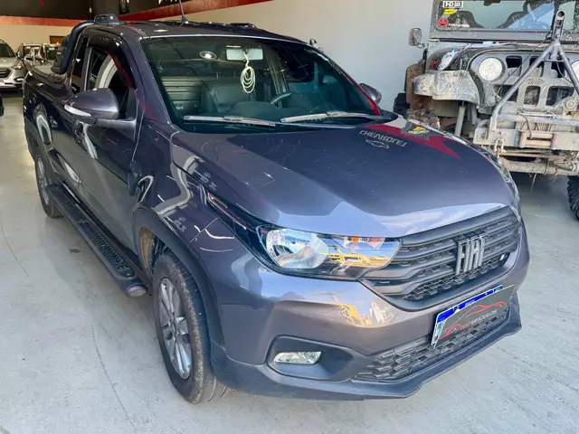 Carro Fiat Strada 2024 Freedom 1.3 CS Plus (Flex)