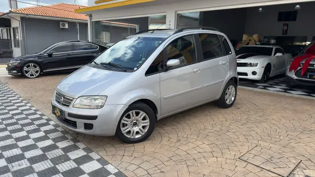 Carro Fiat Idea 2007 ELX 1.4 (Flex)