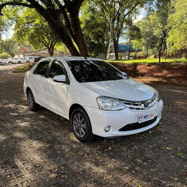 Toyota Platinum 1.5 (Aut) (Flex)