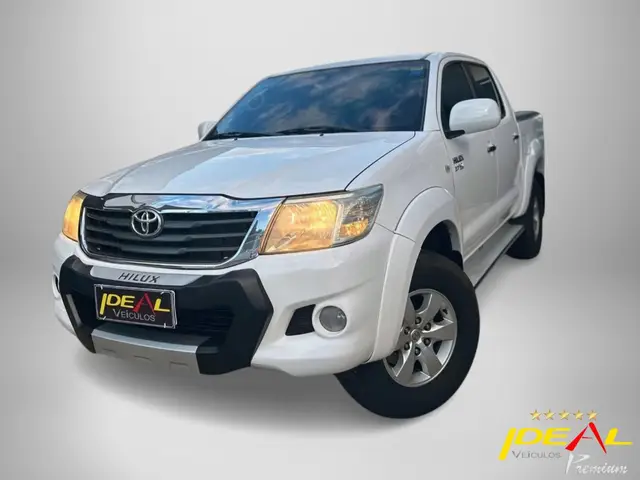 Carro Toyota Hilux Cabine Dupla 2015 Hilux 2.7 SR CD 4x2 (Flex) (Aut)