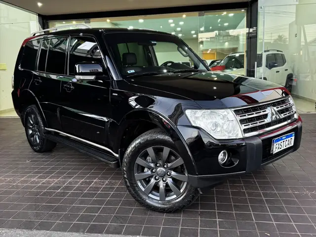 Carro Mitsubishi Pajero Full 2010 3.2 DI-D 5D HPE 4WD