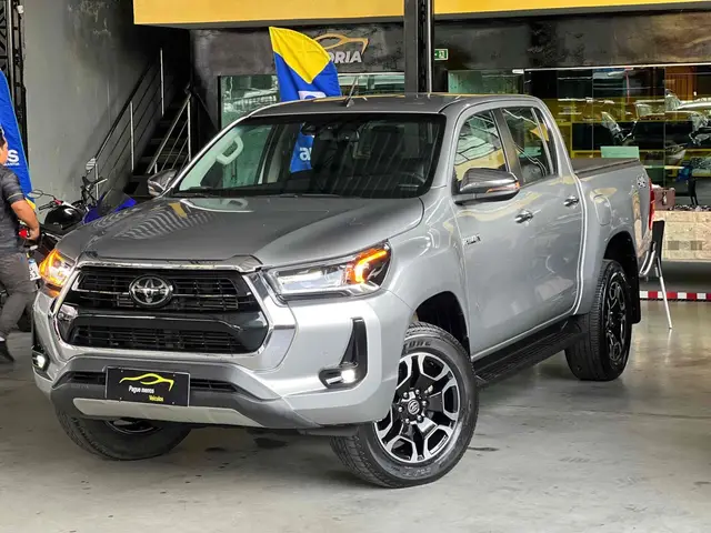 Carro Toyota Hilux Cabine Dupla 2021 SRX 2.8 TDI CD 4x4 (Aut)