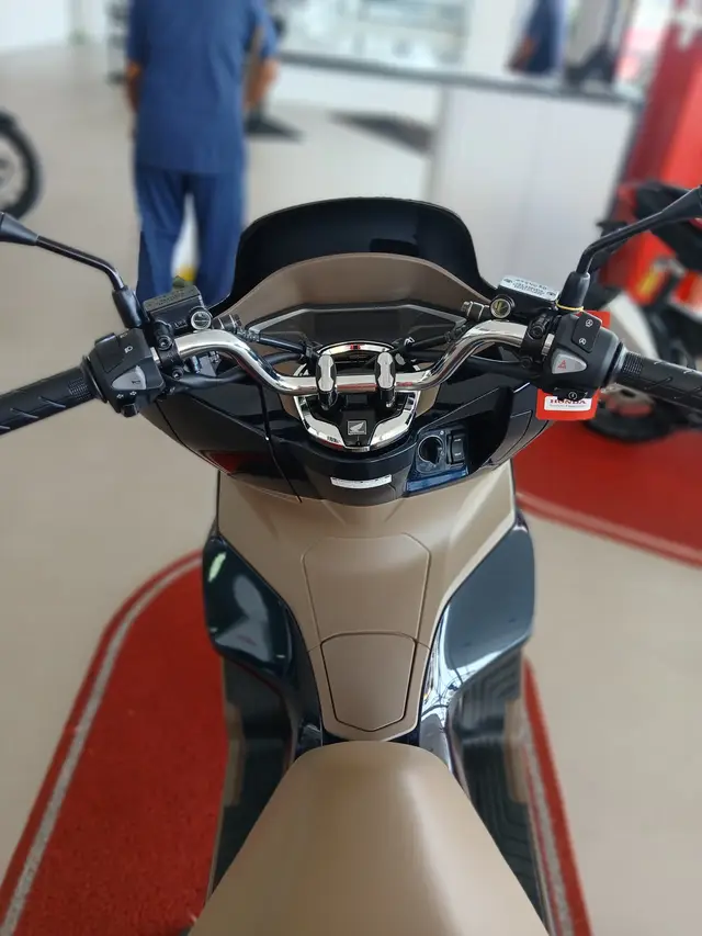Moto Honda PCX 160 2025 DLX ABS