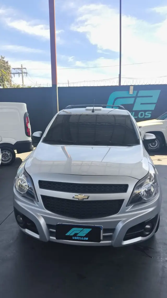 Carro Chevrolet Montana 2011 Sport 1.4 (Flex)