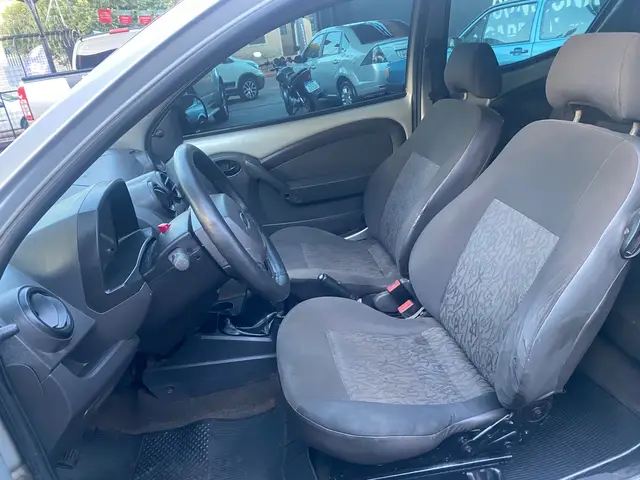 Carro Ford Ka 2010 1.0 TECNO 8V Flex 3p