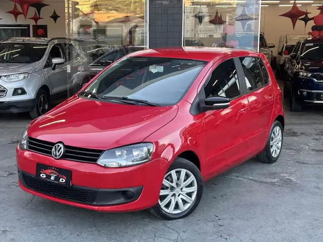 Carro Volkswagen Fox 2013 1.0 VHT (Flex) 4p