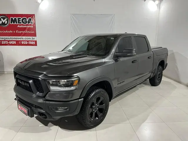 Carro RAM 1500 2023 Rebel 5.7