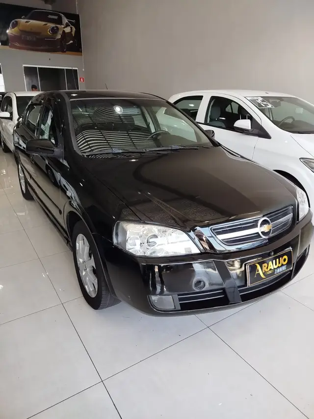 Carro Chevrolet Astra Hatch 2011 Advantage 2.0 (Flex)