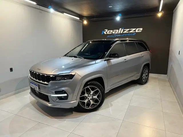 Carro Jeep Commander 2023 Overland 1.3 T270