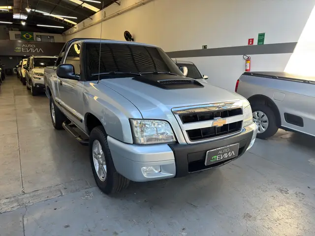 Carro Chevrolet S10 Cabine Simples 2010 S10 Advantage 4x2 2.4 (Flex) (Cab Simples)