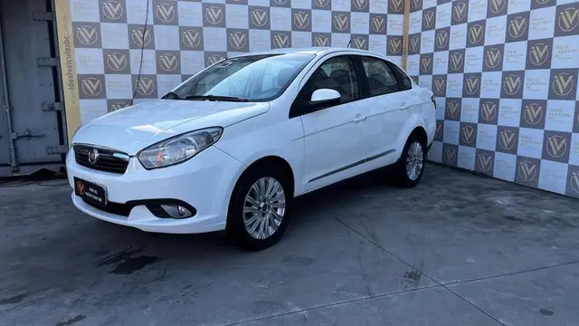 Carro Fiat Grand Siena 2015 Essence 1.6 16V (Flex)