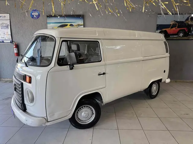 Carro Volkswagen Kombi Furgão 2014 Kombi Furgao 1.4 (Flex)