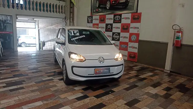 Carro Volkswagen Up! 2015 1.0 12v E-Flex move up! 2p