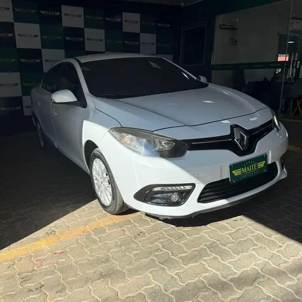 Carro Renault Fluence 2016 2.0 16V Dynamique (Flex)