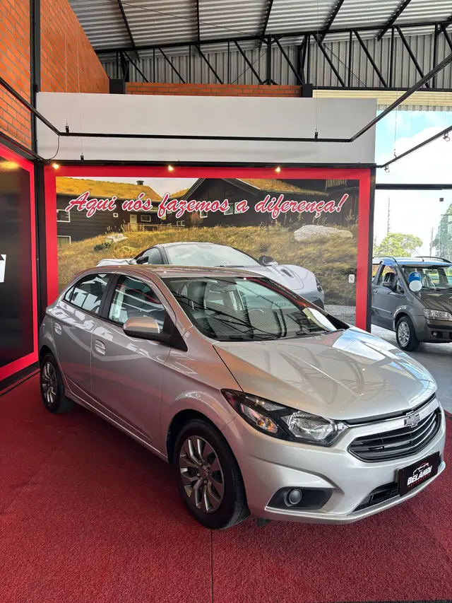 Carro Chevrolet Joy 2021 1.0 8V Black Edition (Flex)
