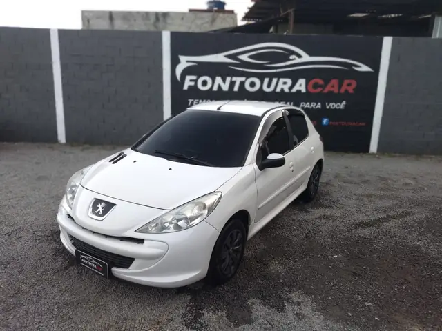 Carro Peugeot 207 2014 Hatch Active 1.4 (Flex)