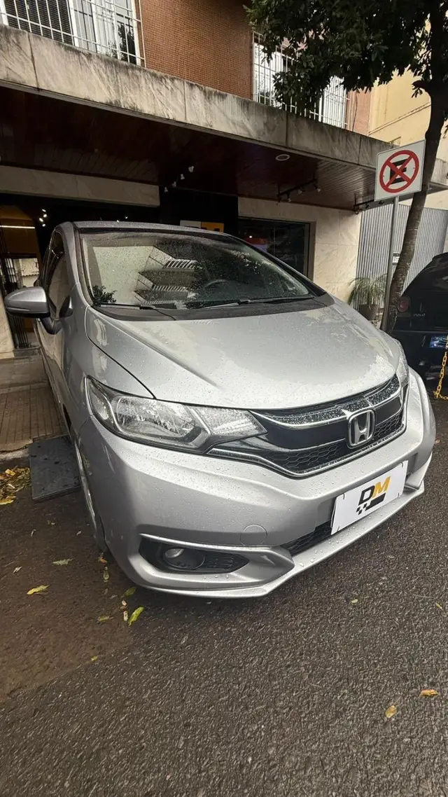 Carro Honda Fit 2018 1.5 16v LX CVT (Flex)