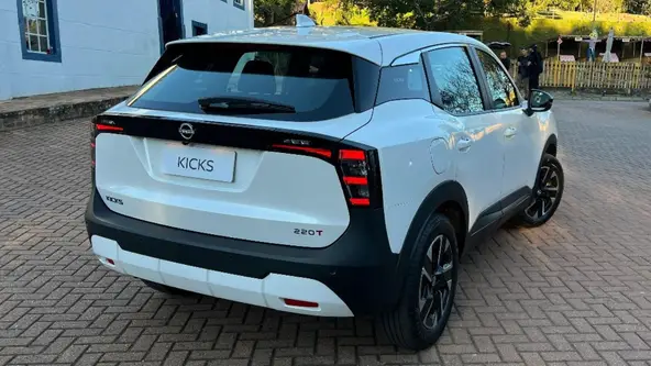 SUV da marca japonesa é o mais novo integrante do grupo que oferece a motorização de três cilindros com auxílio da turbina