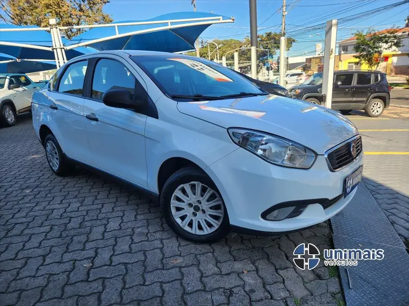 Fiat Grand Siena Attractive 1.0 (Flex)