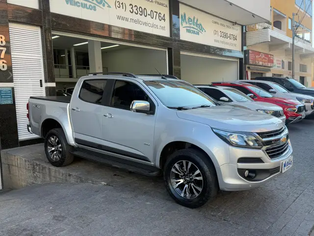 Carro Chevrolet S10 Cabine Dupla 2019 S10 2.8 CTDI LTZ 4WD (Cabine Dupla) (Aut)