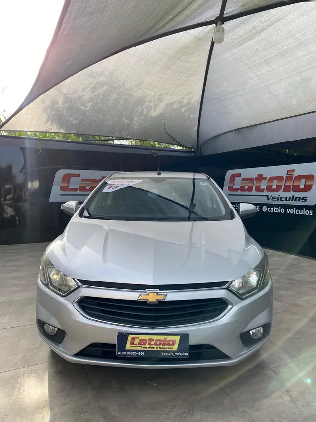Carro Chevrolet Onix 2017 1.4 LTZ SPE/4 (Aut)