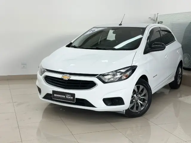 Carro Chevrolet Onix 2019 1.4 Advantage SPE/4 (Aut)
