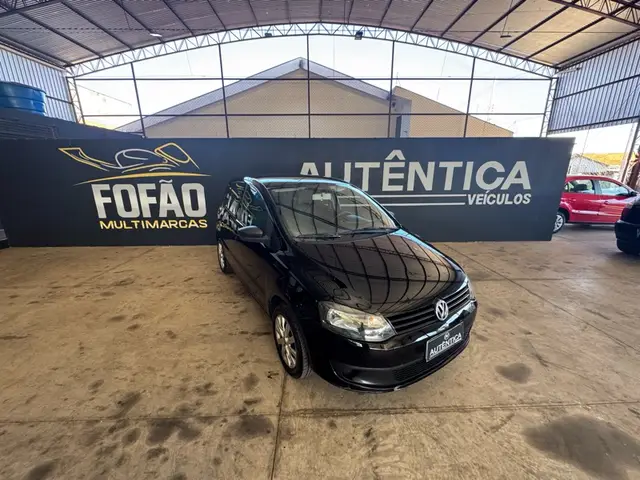 Carro Volkswagen Fox 2011 1.0 8V (Flex) 2p