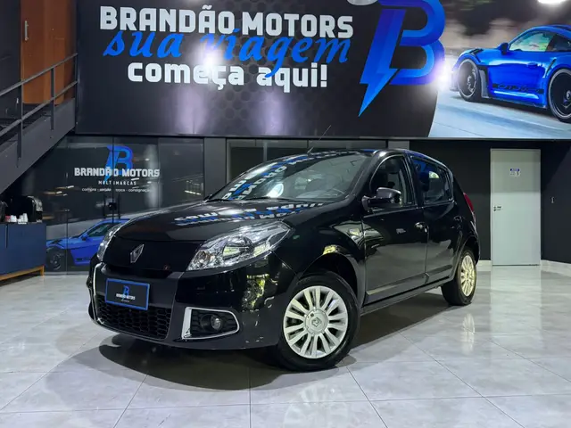Carro Renault Sandero 2013 Privilège 1.6 8V Hi-Torque (flex)