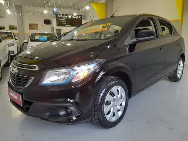 Carro Chevrolet Onix 2014 1.4 LT SPE/4 (Aut)
