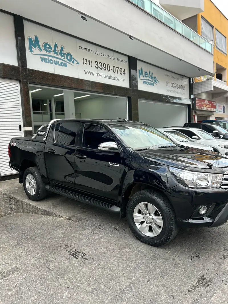 Toyota Hilux Cabine Dupla Hilux 2.8 TDI SRV CD 4x4 (Aut)