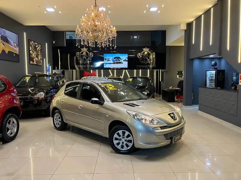 Peugeot 207 Hatch XR 1.4 8V (flex) 4p