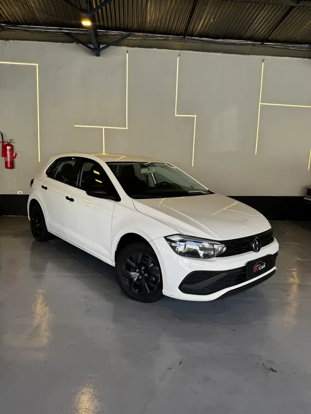 Carro Volkswagen Polo 2024 Track 1.0 Flex 12V 5p