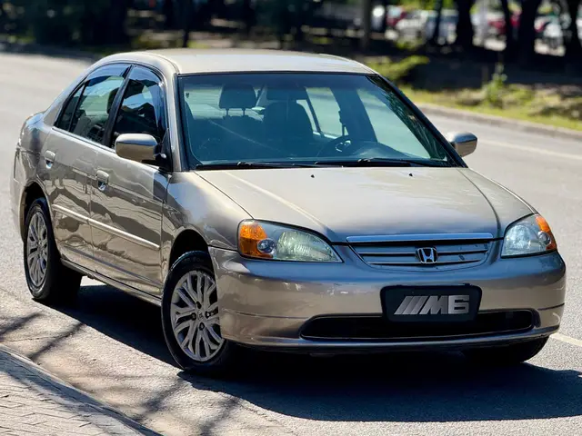 Carro Honda Civic 2003 Sedan LX 1.7 16V (Aut)