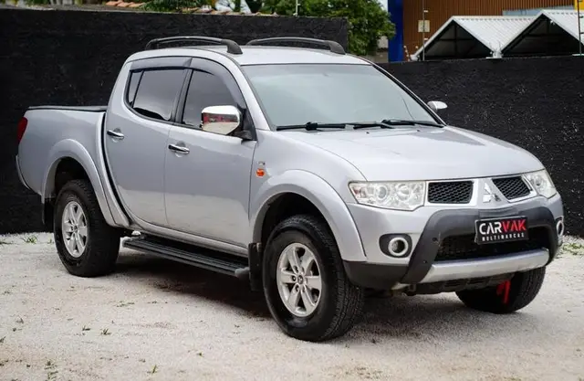 Carro Mitsubishi L200 Triton 2013 3.2 DI-D 4x4